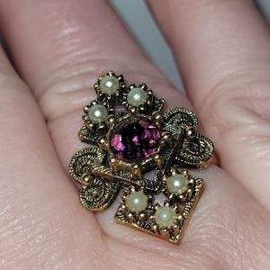 Vintage Sarah Coventry Adjustable Ring